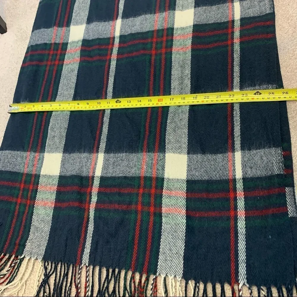 Navy cream red green long fluffy warm scarf 💥